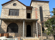 Satılır 4 otaqlı 200 m2 bağ evi Sumqayıt