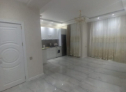 Satılır 3 otaqlı 74 m2 yeni tikili Binəqədi r.