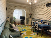 Satılır 3 otaqlı 80 m2 köhnə tikili Qaraçuxur