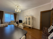 Satılır 5 otaqlı 120 m2 köhnə tikili Əhmədli m.