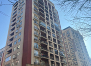 Satılır 4 otaqlı 200 m2 yeni tikili 28 May m.