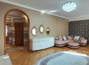 Satılır 3 otaqlı 115 m2 yeni tikili 28 May m.