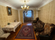 Satılır 3 otaqlı 80 m2 köhnə tikili 8 km