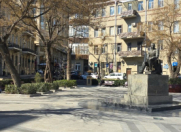 Satılır 4 otaqlı 185 m2 yeni tikili Səbail r.