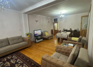 Satılır 5 otaqlı 120 m2 köhnə tikili Nəsimi m.