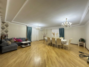 Satılır 3 otaqlı 157 m2 yeni tikili Şah İsmayıl Xətai m.