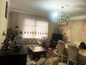 Satılır 2 otaqlı 72 m2 köhnə tikili Şah İsmayıl Xətai m.