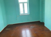 Satılır 9 otaqlı 200 m2 həyət evi Molokan bağı