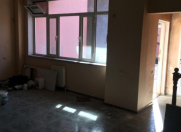 Satılır 4 otaqlı 2.2 m2 həyət evi Binəqədi