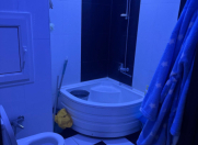 Satılır 2 otaqlı 65 m2 köhnə tikili İnşaatçılar m.