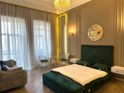 Satılır 3 otaqlı 140 m2 yeni tikili Sahil m.