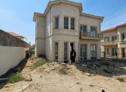 Satılır 5 otaqlı 230 m2 villa Nardaran