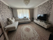 Satılır 3 otaqlı 85 m2 köhnə tikili İnşaatçılar m.