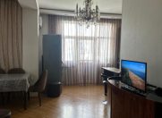 İcarəyə verilir 2 otaqlı 70 m2 yeni tikili Şah İsmayıl Xətai m.