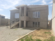 Satılır 4 otaqlı 156 m2 həyət evi Binə
