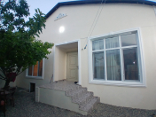 Satılır 3 otaqlı 100 m2 həyət evi Şüvəlan