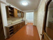 İcarəyə verilir 3 otaqlı 75 m2 köhnə tikili Xalqlar Dostluğu m.