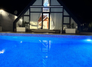 İcarəyə verilir 4 otaqlı 180 m2 bağ evi Quba