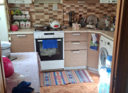 Satılır 3 otaqlı 80 m2 köhnə tikili İnşaatçılar m.