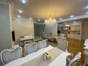 Satılır 3 otaqlı 125 m2 yeni tikili 20 yanvar m.