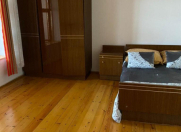 İcarəyə verilir 4 otaqlı 200 m2 bağ evi Novxanı