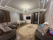 Satılır 3 otaqlı 130 m2 yeni tikili Şah İsmayıl Xətai m.