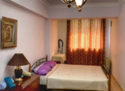 Satılır 3 otaqlı 90 m2 köhnə tikili 28 May m.