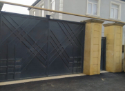 Satılır 5 otaqlı 190 m2 həyət evi Masazır