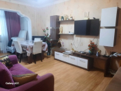 Satılır 2 otaqlı 60 m2 köhnə tikili 8 km