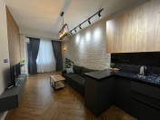 Satılır 2 otaqlı 60 m2 yeni tikili 28 May m.