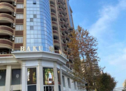 Satılır 3 otaqlı 132 m2 yeni tikili Gənclik m.