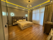 Satılır 3 otaqlı 105 m2 yeni tikili 28 May m.