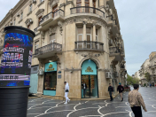 Satılır 4 otaqlı 205 m2 köhnə tikili Sahil m.