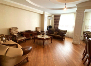 Satılır 5 otaqlı 210 m2 yeni tikili 6 mkr