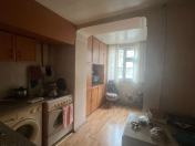 Satılır 3 otaqlı 80 m2 köhnə tikili Elmlər Akademiyası m.