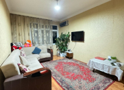 Satılır 2 otaqlı 50 m2 köhnə tikili Memar Əcəmi m.