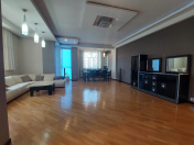 İcarəyə verilir 3 otaqlı 160 m2 yeni tikili Azərbaycan Dillər Universiteti