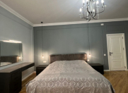 Satılır 3 otaqlı 140 m2 yeni tikili Tibb Universiteti