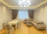 İcarəyə verilir 3 otaqlı 130 m2 yeni tikili Badamdar