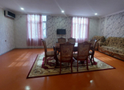 İcarəyə verilir 3 otaqlı 65 m2 köhnə tikili 28 May m.