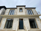 Satılır 6 otaqlı 240 m2 həyət evi Badamdar