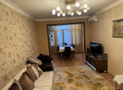 İcarəyə verilir 2 otaqlı 60 m2 köhnə tikili Nizami m.