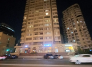 Satılır 4 otaqlı 180 m2 yeni tikili Elmlər Akademiyası m.