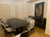 İcarəyə verilir 3 otaqlı 150 m2 yeni tikili 8 Noyabr m.