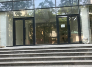 İcarəyə verilir 1 otaqlı 80 m2 obyekt Gənclik m.