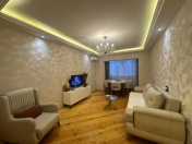 Satılır 3 otaqlı 100 m2 köhnə tikili Elmlər Akademiyası m.