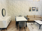 İcarəyə verilir 3 otaqlı 130 m2 yeni tikili Xətai r.