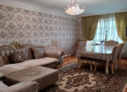 Satılır 3 otaqlı 75 m2 köhnə tikili Bakıxanov