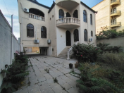 İcarəyə verilir 8 otaqlı 360 m2 obyekt Gənclik m.