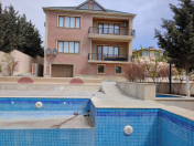 Satılır 6 otaqlı 600 m2 villa Badamdar